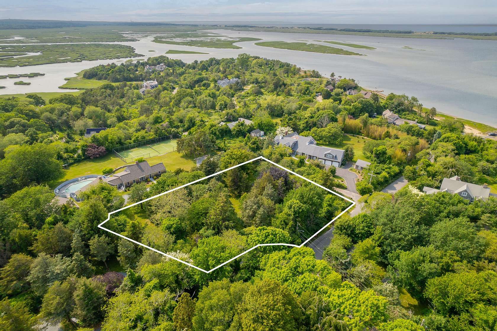 1 Acre of Residential Land for Sale in Barnstable, Massachusetts