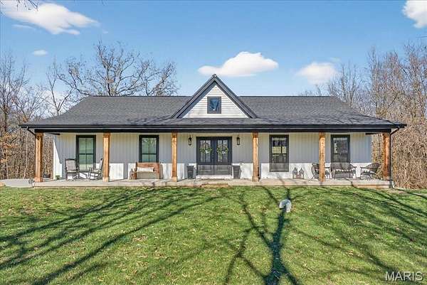 2 Acres of Land with Home for Sale in Worden, Illinois