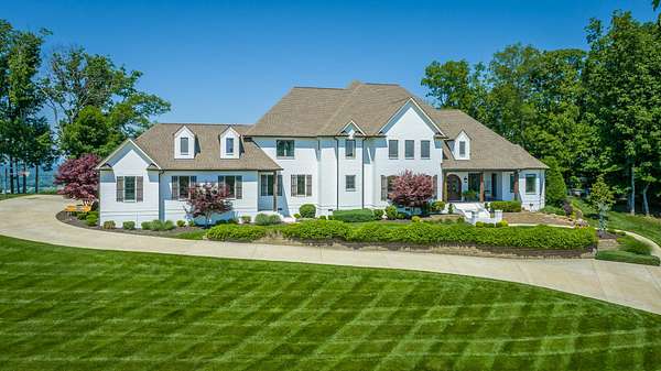 2.66 Acres of Land with Home for Sale in Ooltewah, Tennessee
