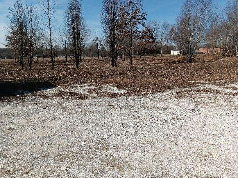 1.45 Acres of Commercial Land for Sale in McKenzie, Tennessee