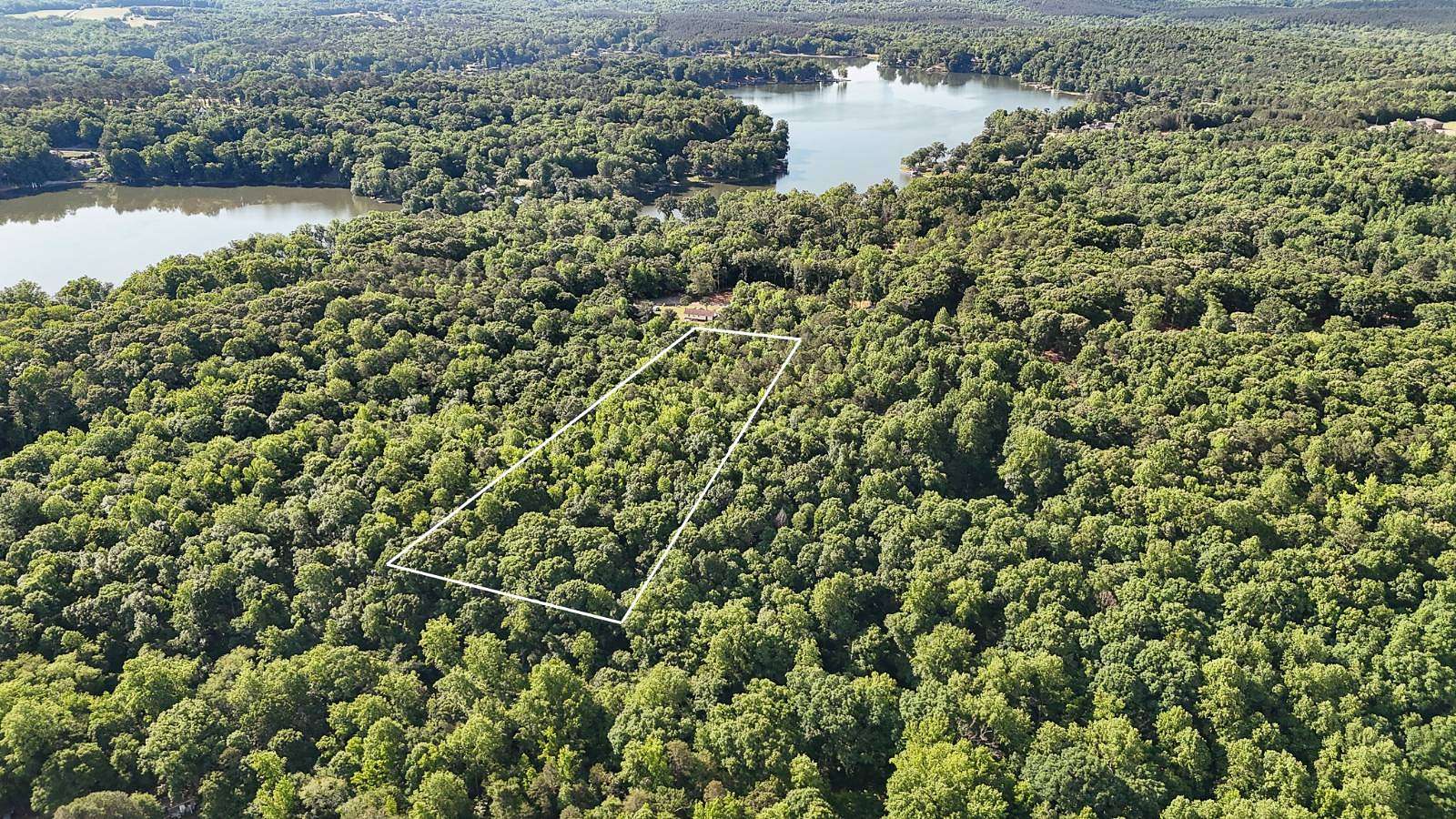 5 Acres of Residential Land for Sale in Anderson, South Carolina