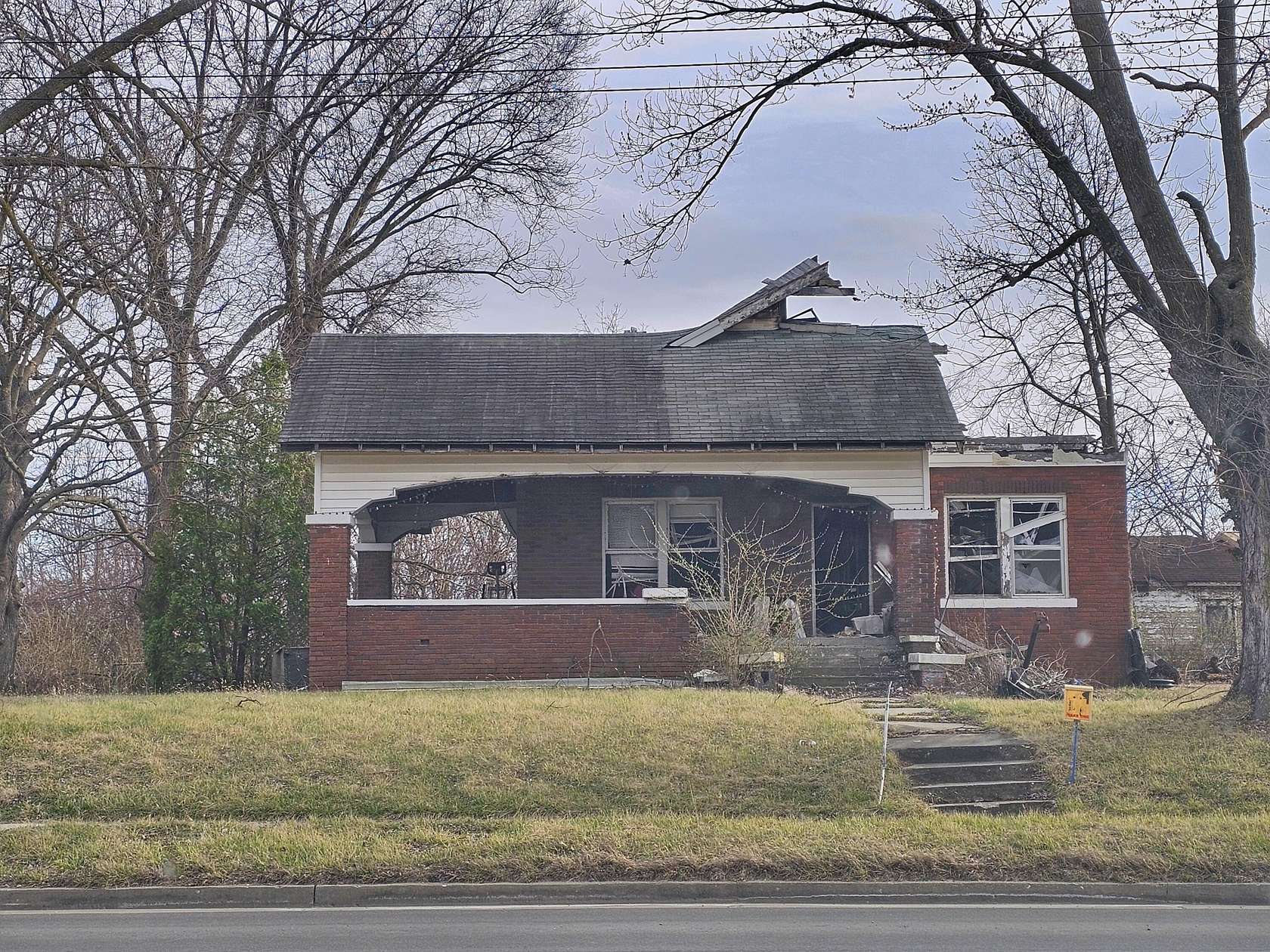 2.5 Acres of Residential Land for Sale in New Franklin, Missouri