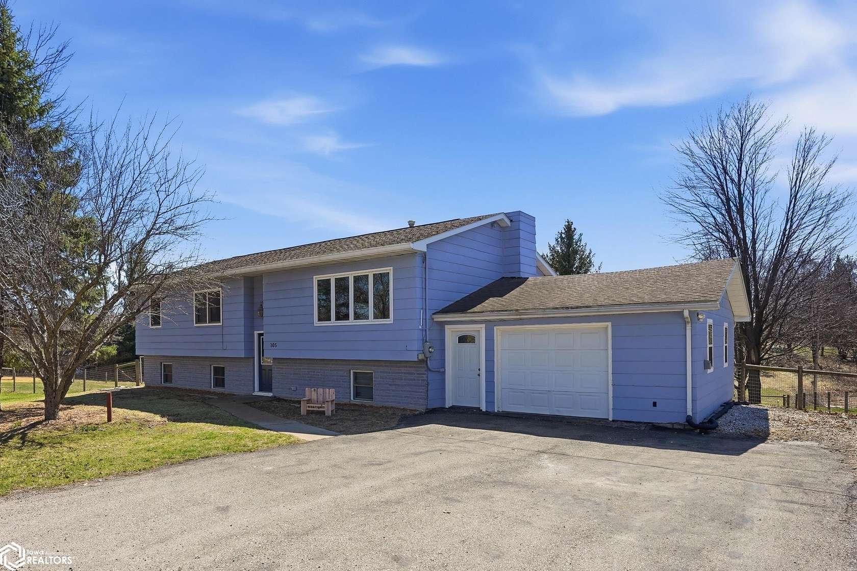 3.1 Acres of Land with Home for Sale in Lockridge, Iowa