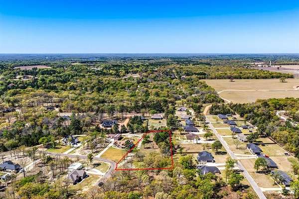 1.38 Acres of Residential Land for Sale in Mineola, Texas