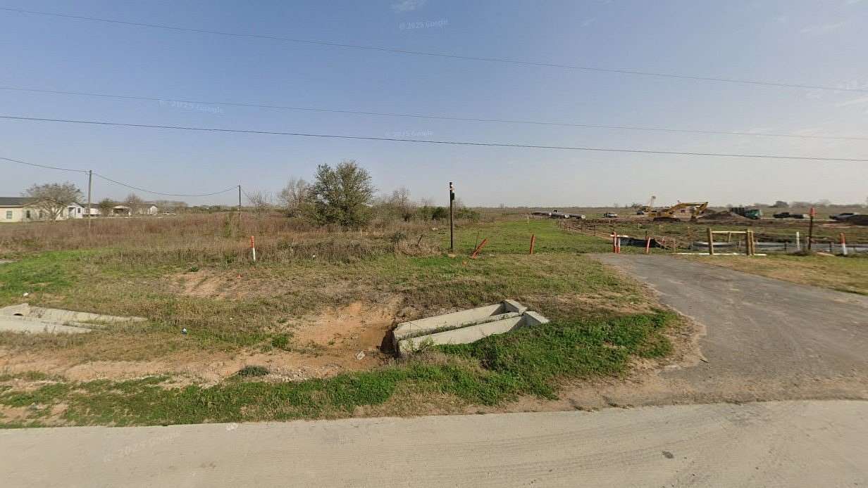 5.45 Acres of Residential Land for Sale in Sealy, Texas