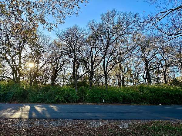 1 Acre of Residential Land for Sale in Bonham, Texas