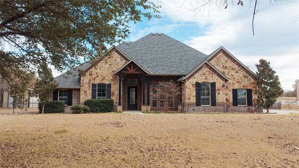 2 Acres of Land with Home for Sale in Decatur, Texas