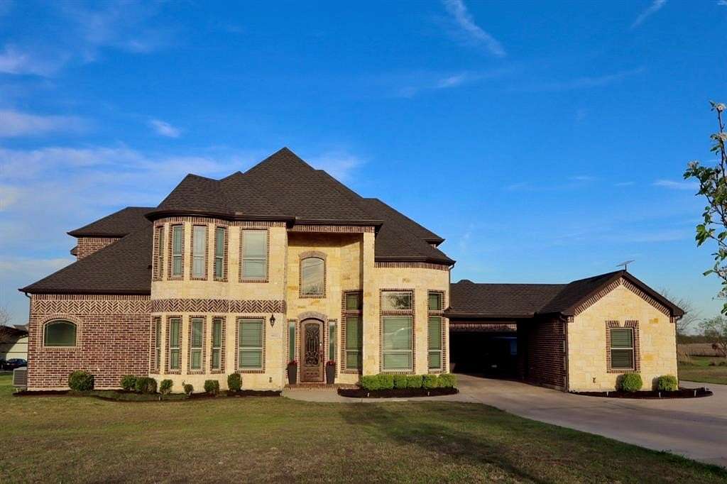 5.16 Acres of Land with Home for Sale in Royse City, Texas