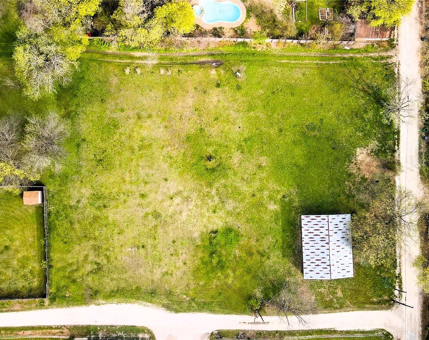 0.37 Acres of Land for Sale in Waxahachie, Texas
