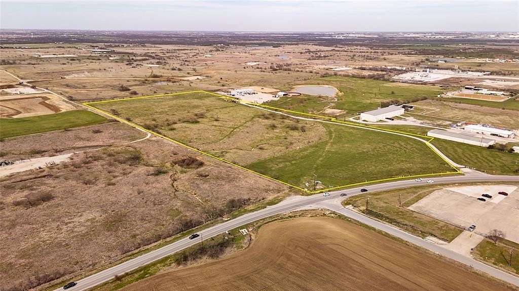 28.5 Acres of Land for Sale in Ponder, Texas