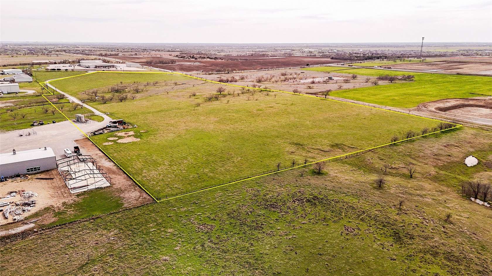 28.5 Acres of Land for Sale in Ponder, Texas