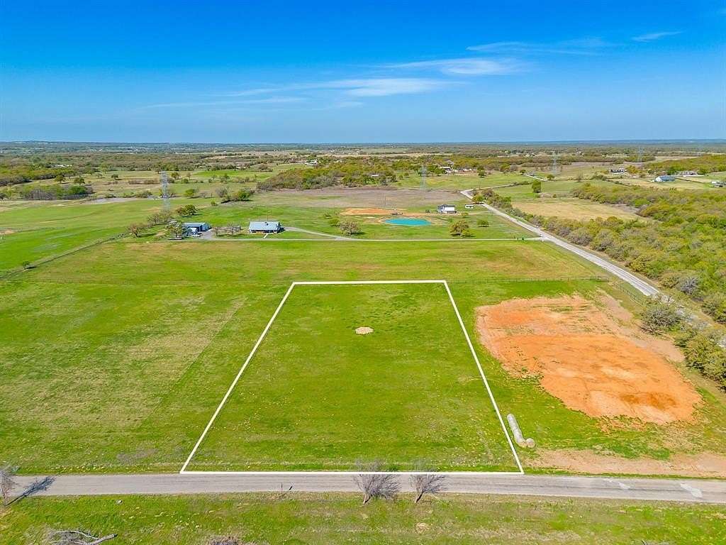 2 Acres of Residential Land for Sale in Poolville, Texas