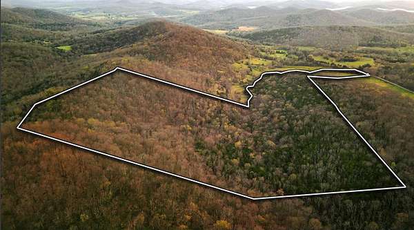 69 Acres of Land for Sale in Watertown, Tennessee