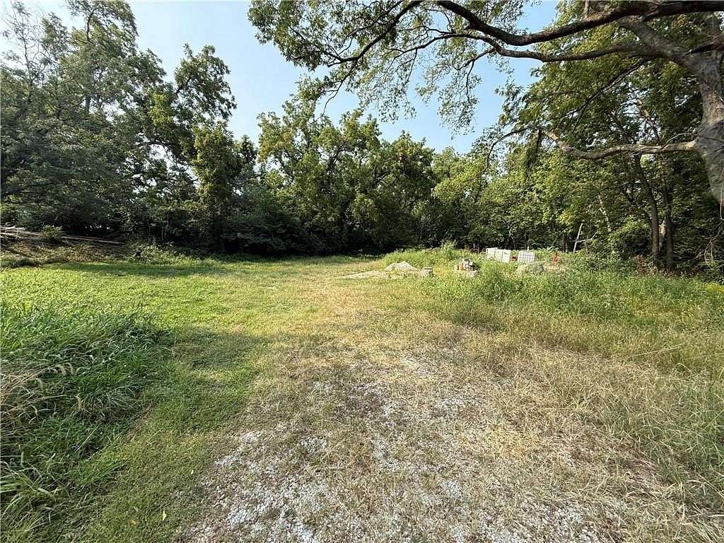 3.16 Acres of Residential Land for Sale in Kansas City, Kansas