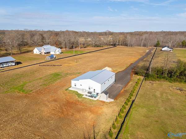 6 Acres of Residential Land for Sale in Hazel Green, Alabama