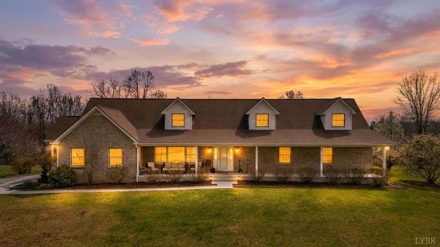 21.5 Acres of Land with Home for Sale in Amherst, Virginia