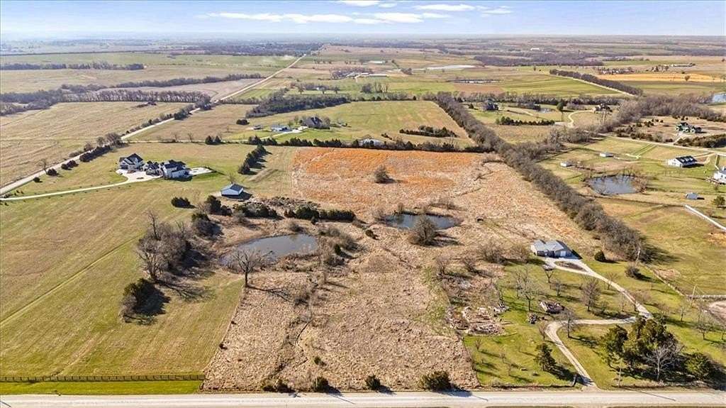 10 Acres of Land for Sale in Bucyrus, Kansas