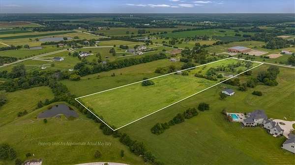 10 Acres of Land for Sale in Bucyrus, Kansas