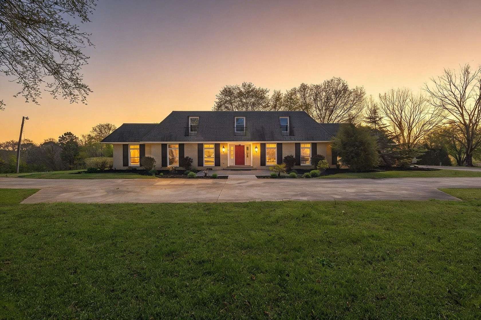 4 Acres of Land with Home for Sale in Moore, South Carolina