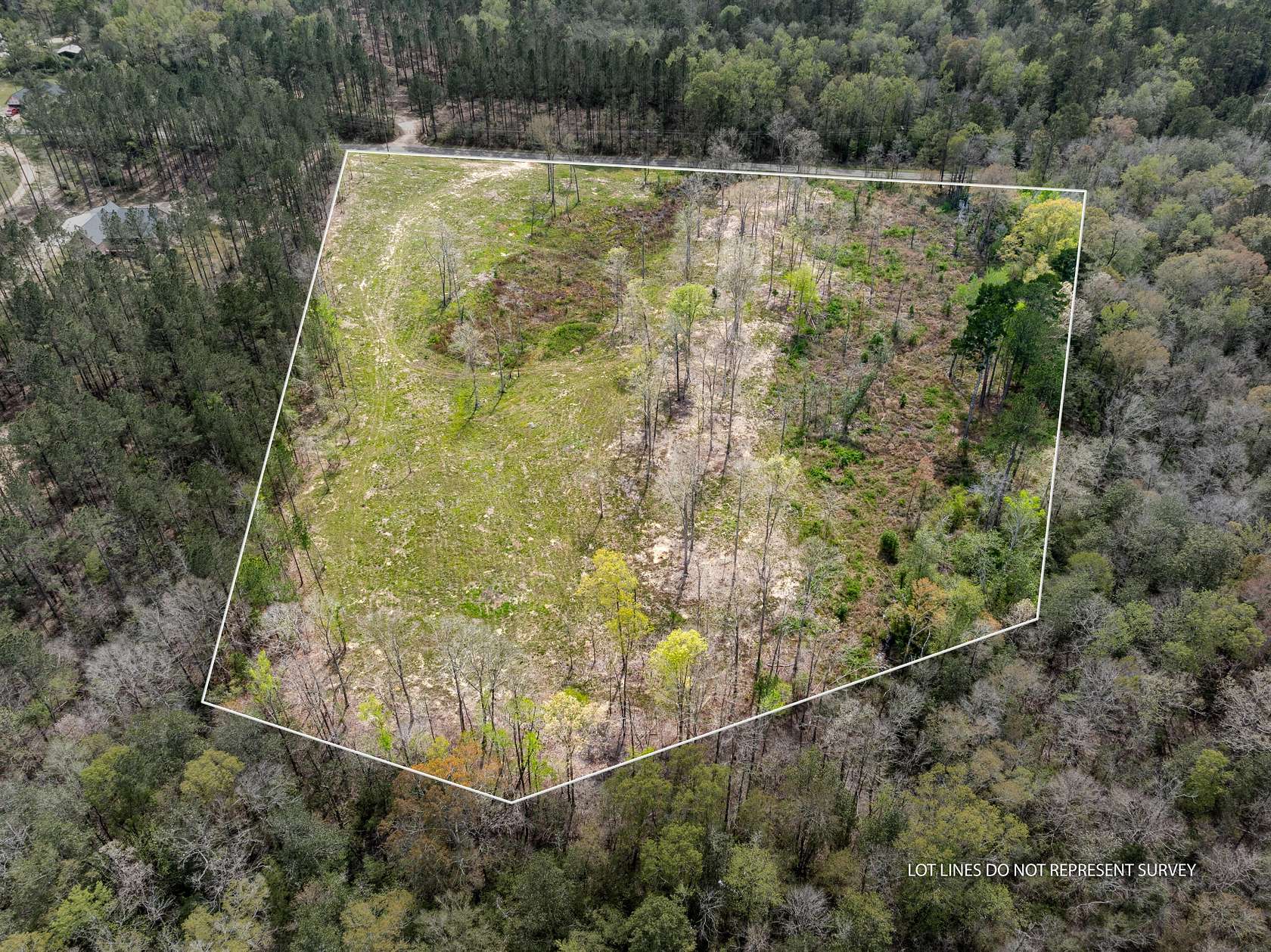 12 Acres of Recreational & Residential Land for Sale in Hattiesburg, Mississippi