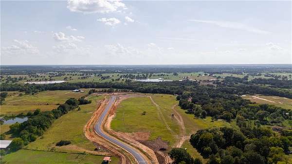 1 Acre of Residential Land for Sale in Caldwell, Texas