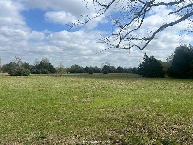 8.6 Acres of Residential Land for Sale in North Zulch, Texas