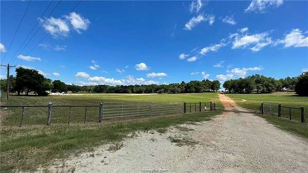 3 Acres of Residential Land for Sale in Cameron, Texas