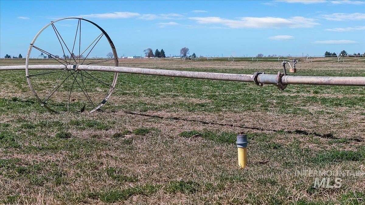 73.1 Acres of Agricultural Land for Sale in Heyburn, Idaho