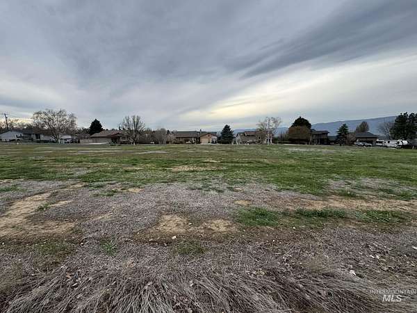0.39 Acres of Land for Sale in Lewiston, Idaho