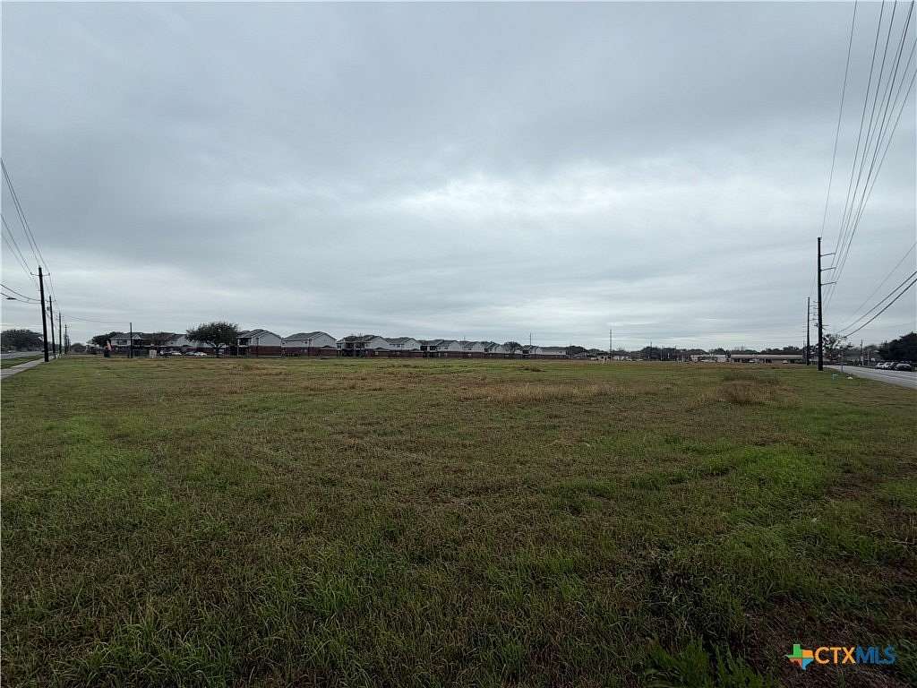 6 Acres of Mixed-Use Land for Sale in Victoria, Texas