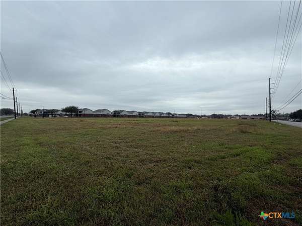 6 Acres of Mixed-Use Land for Sale in Victoria, Texas