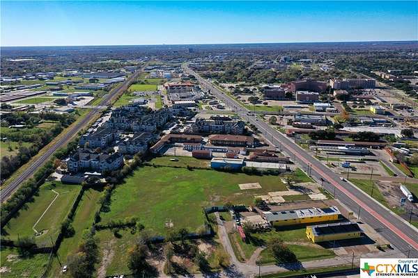 4.58 Acres of Commercial Land for Sale in Victoria, Texas