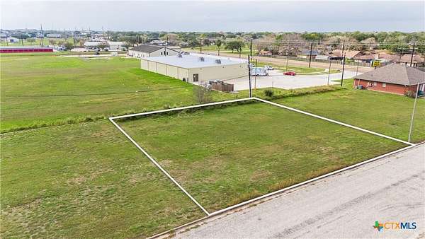 0.27 Acres of Commercial Land for Sale in Victoria, Texas