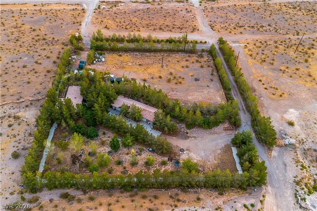 2 Acres of Land with Home for Sale in Las Vegas, Nevada