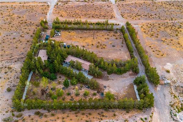 2 Acres of Land with Home for Sale in Las Vegas, Nevada