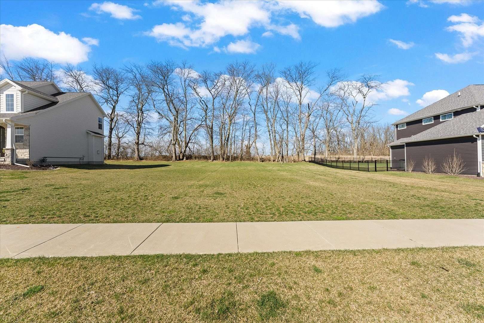 0.24 Acres of Residential Land for Sale in Mahomet, Illinois