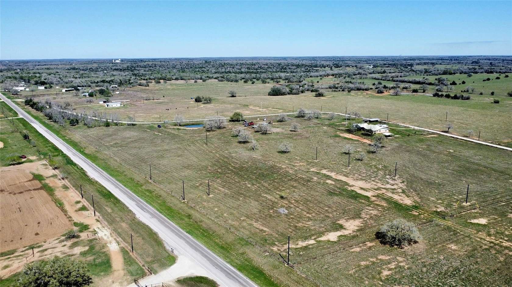 2.57 Acres of Mixed-Use Land for Sale in Rosanky, Texas