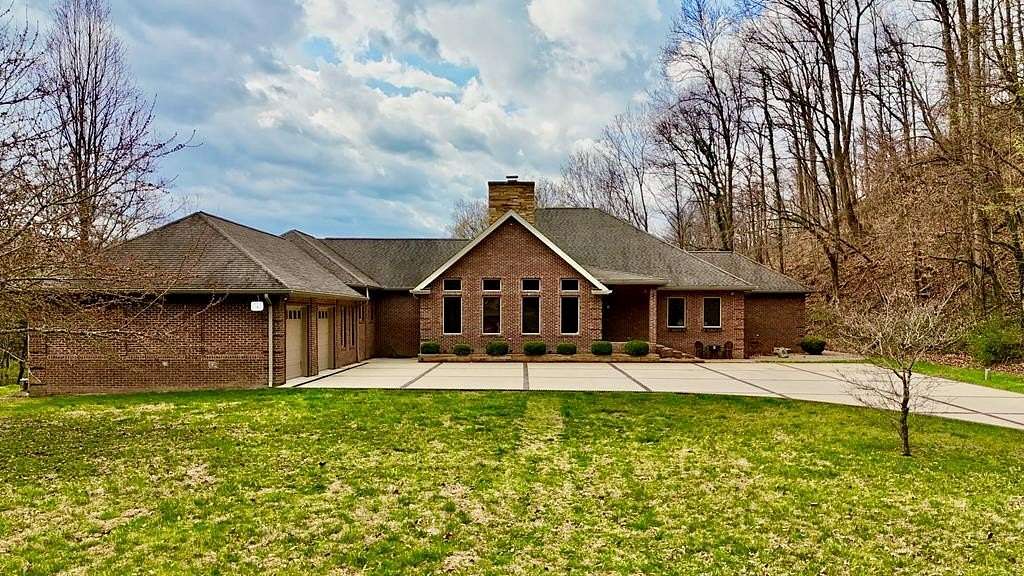 2.73 Acres of Land with Home for Sale in Pikeville, Kentucky