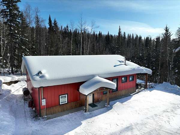2.8 Acres of Land with Home for Sale in Fairbanks, Alaska
