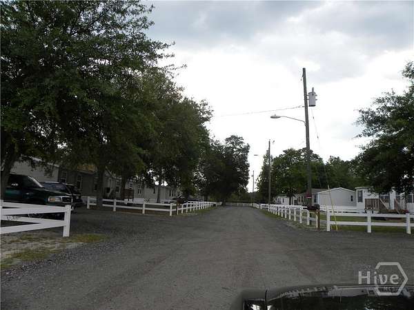 2.29 Acres of Land with Home for Sale in Allenhurst, Georgia