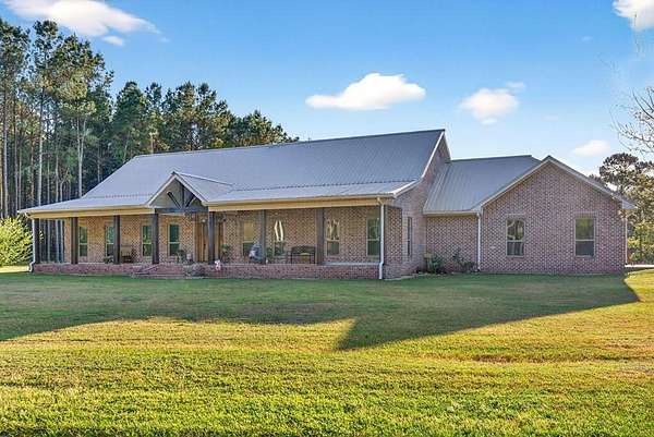 40 Acres of Land with Home for Sale in Sandy Hook, Mississippi