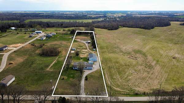 4.87 Acres of Land with Home for Auction in Hopkinsville, Kentucky