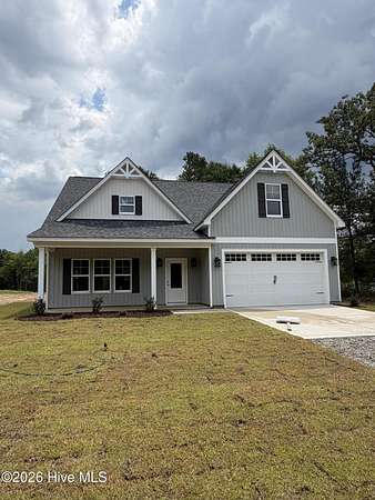 1.39 Acres of Land with Home for Sale in Aberdeen, North Carolina