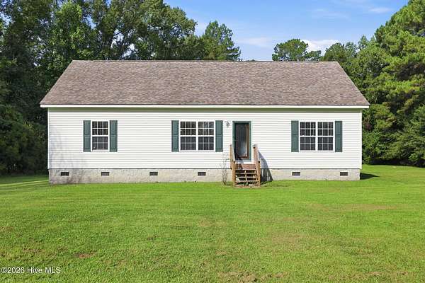 1.77 Acres of Land with Home for Lease in Jacksonville, North Carolina