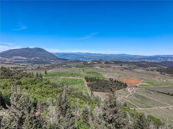 4.48 Acres of Land for Sale in Kelseyville, California