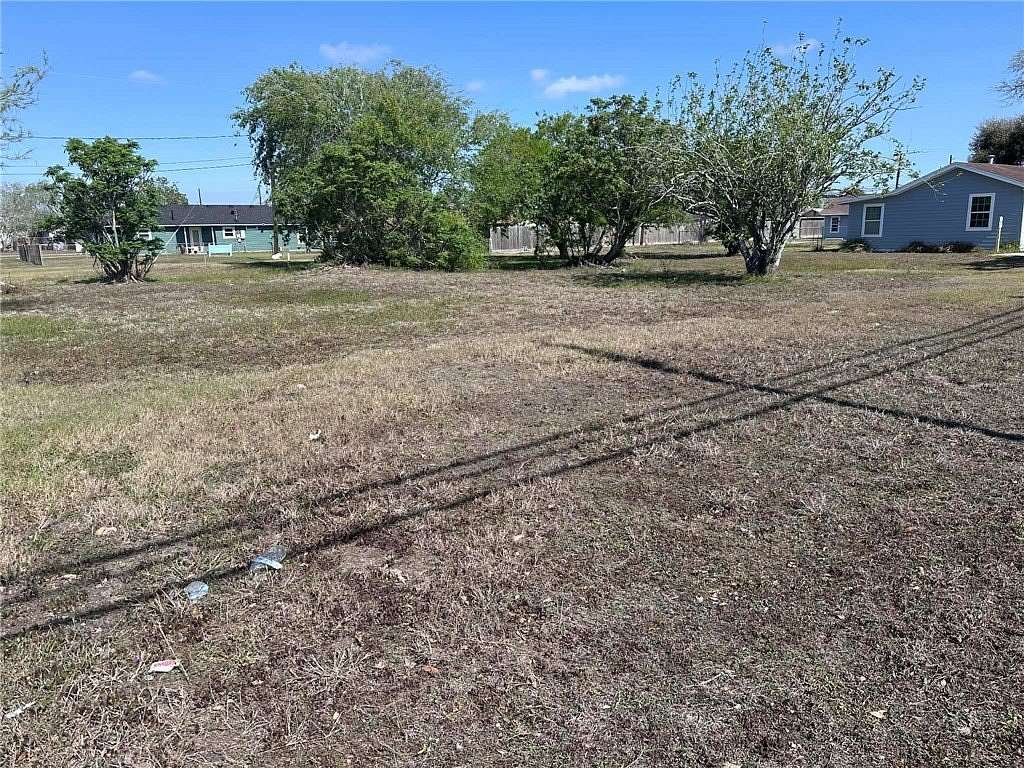 0.14 Acres of Commercial Land for Sale in Ingleside, Texas