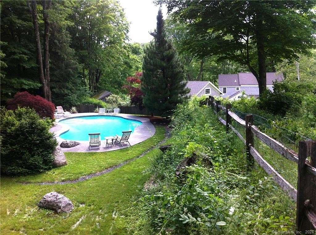 3 Acres of Land with Home for Lease in Danbury, Connecticut