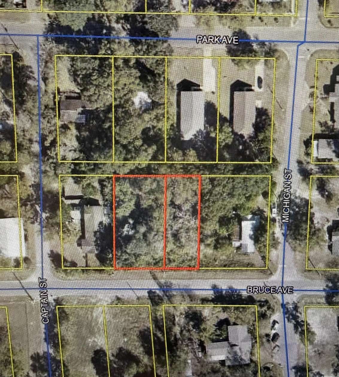 0.37 Acres of Residential Land for Sale in DeFuniak Springs, Florida