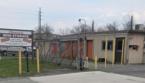 2.15 Acres of Commercial Land for Sale in New Castle, Pennsylvania