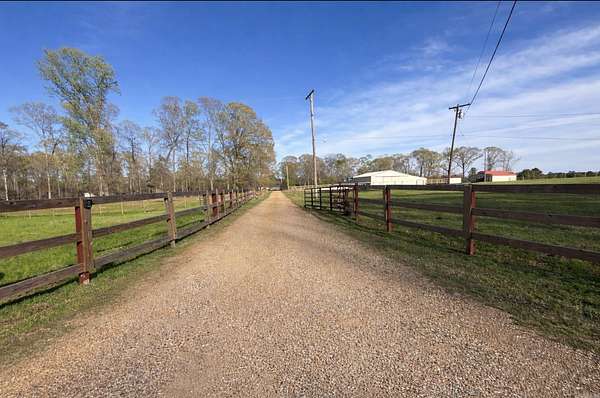 30 Acres of Agricultural Land with Home for Sale in El Dorado, Arkansas
